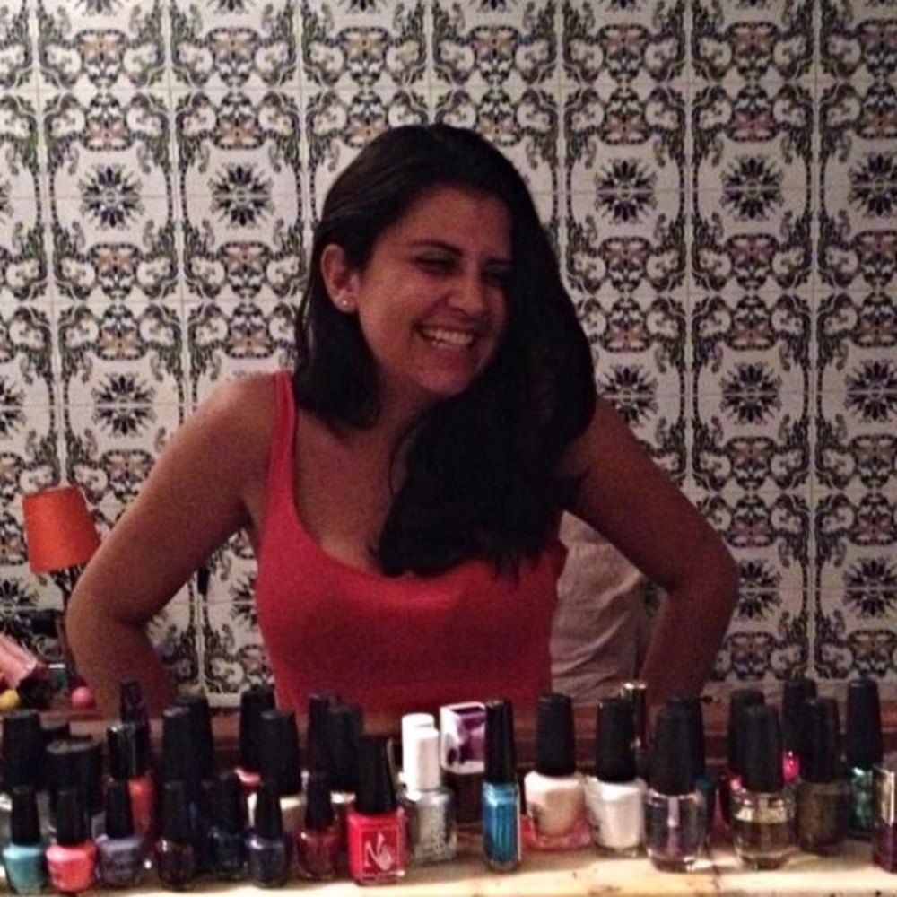 Meet your Posher, Adena